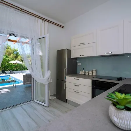 Apartment Maison Terze *